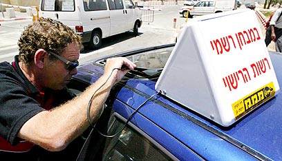 כמה עולה שיעור נהיגה